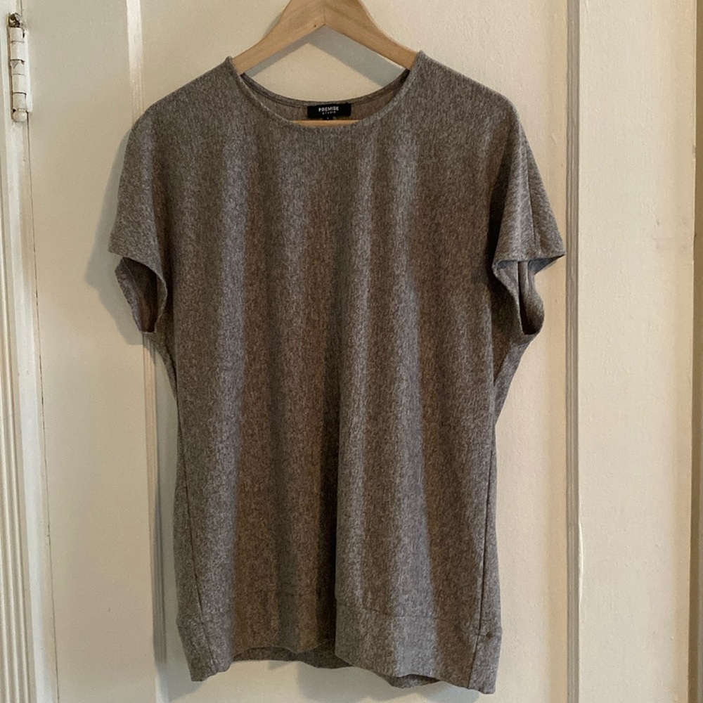 Premise studio oatmeal blouse size Large